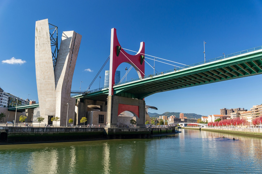 Bilbao_david-vives-P2JmaAnZ7J4-unsplash